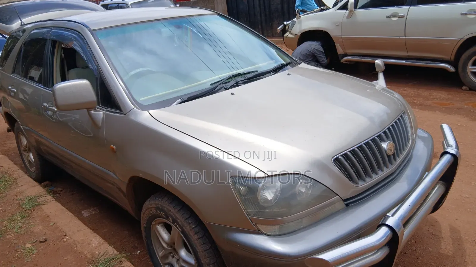 Toyota Harrier 2002 Gold