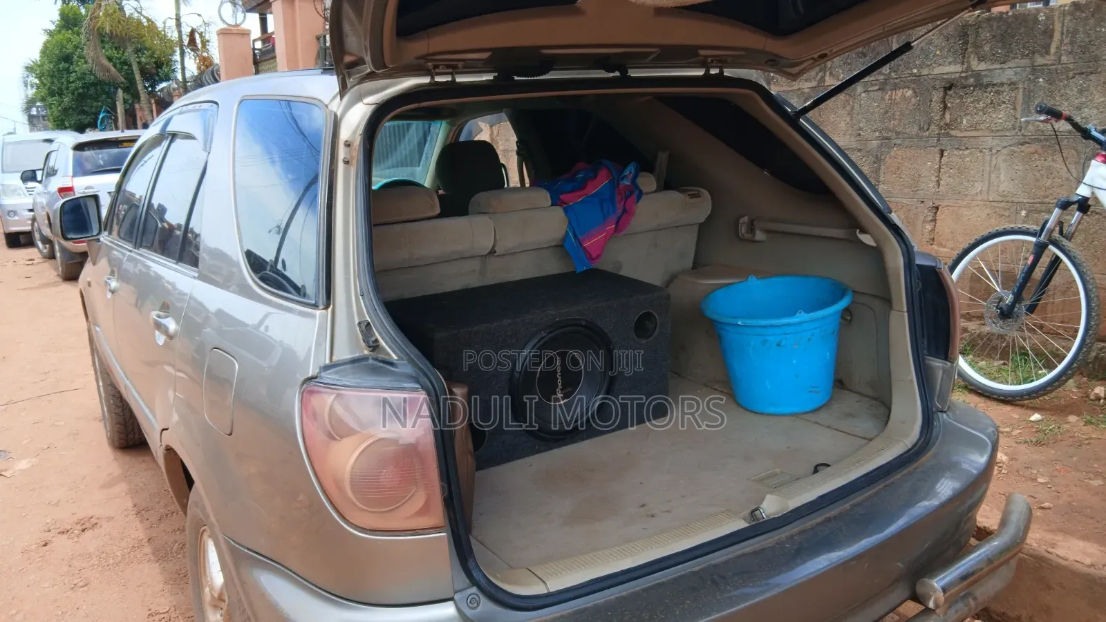 Toyota Harrier 2002 Gold