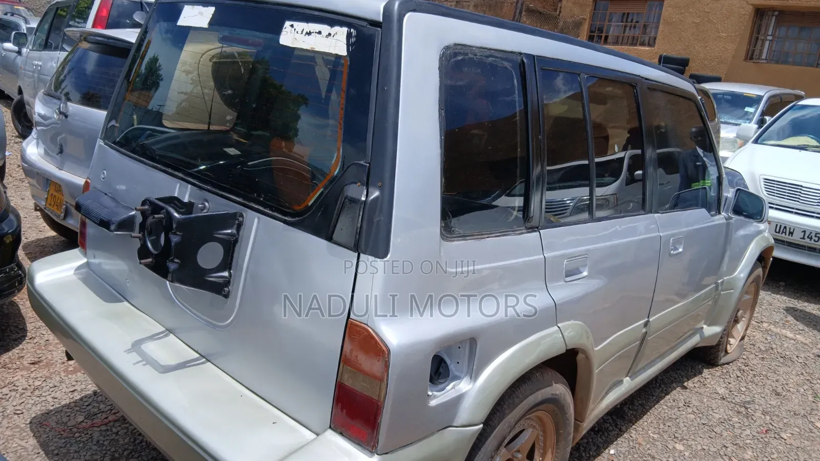 Suzuki Escudo 2004 Silver