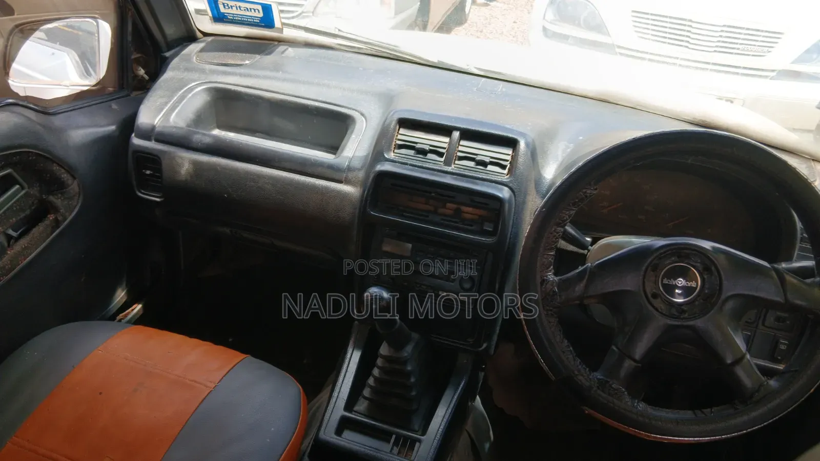 Suzuki Escudo 2004 Silver