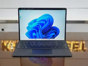 New Laptop Microsoft Surface Pro 8 16GB Intel Core i7 SSD 1T