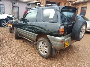 Toyota RAV4 Automatic 2000 Black