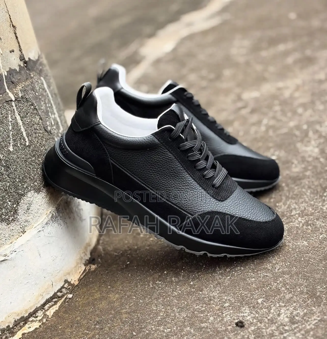 Leather Hugo Boss Low-Top Sneakers
