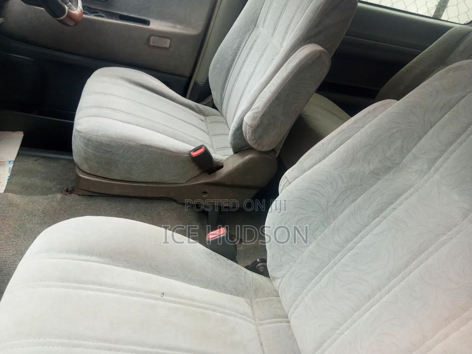 Toyota LiteAce Noah 1999 Silver