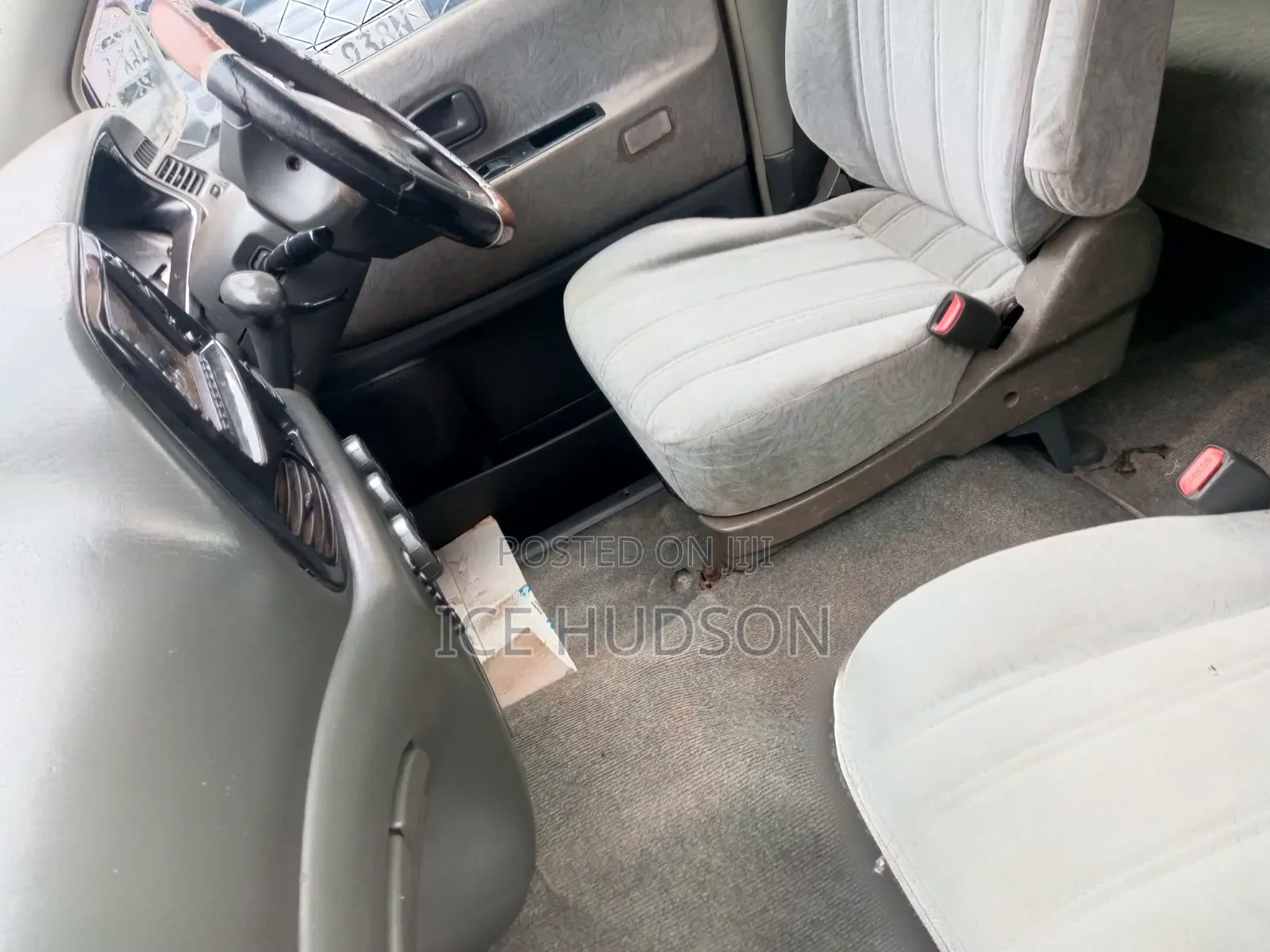 Toyota LiteAce Noah 1999 Silver