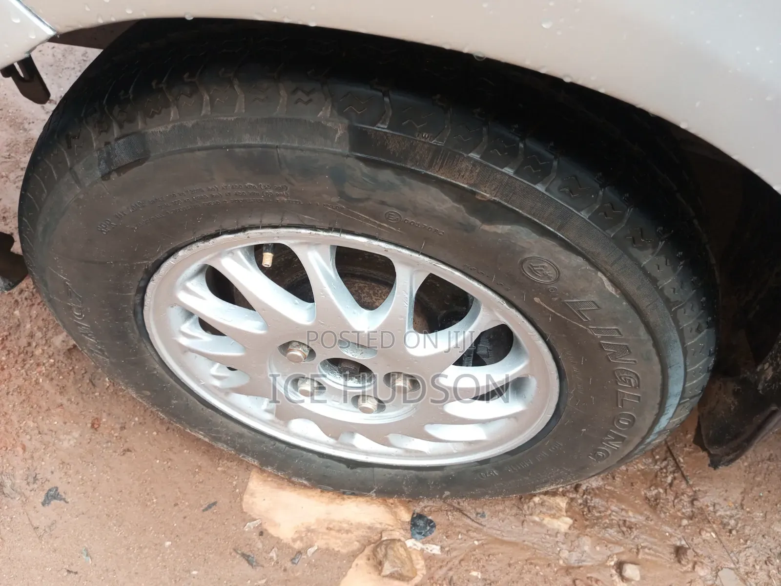 Toyota LiteAce Noah 1999 Silver