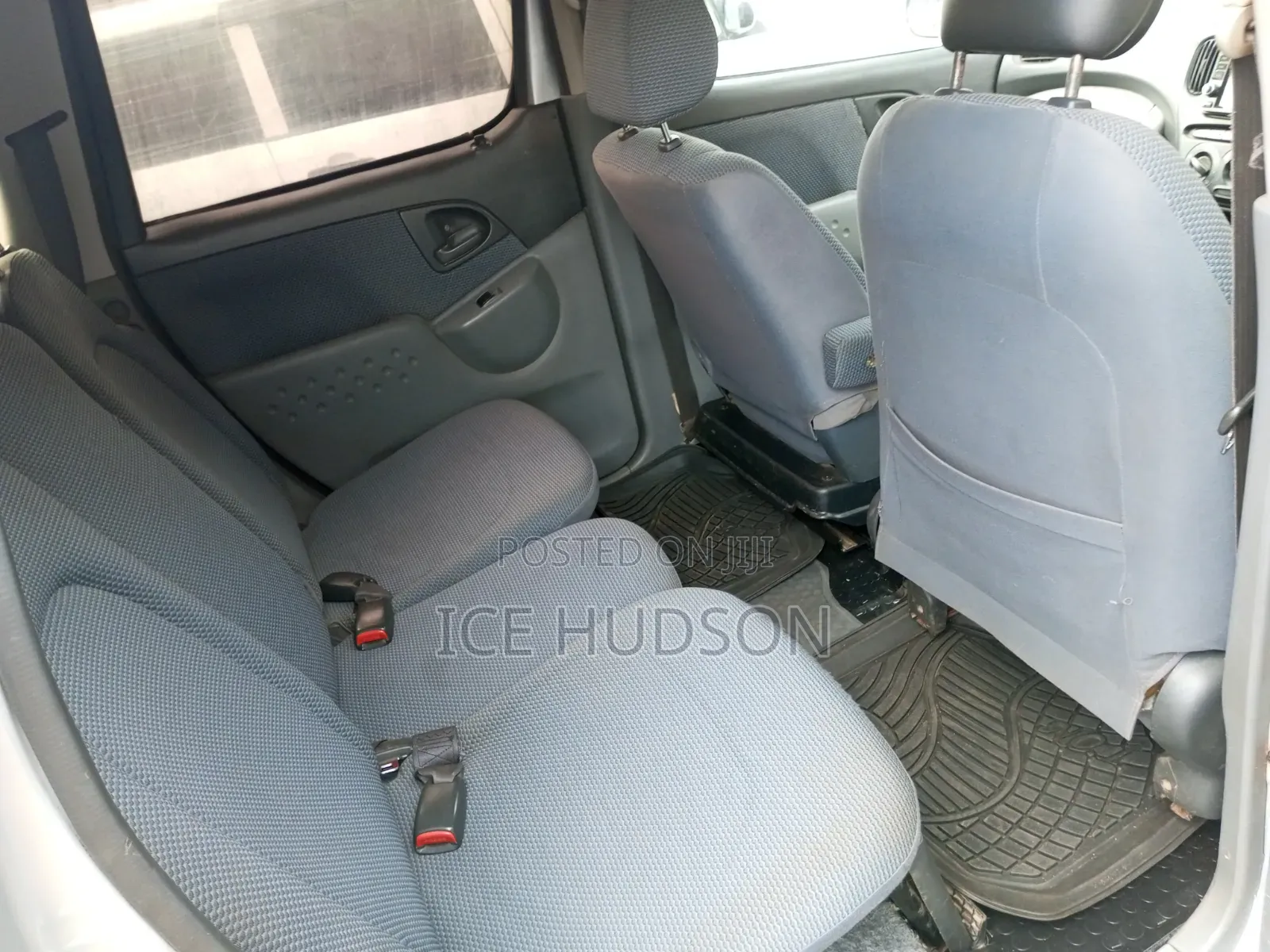 Toyota Fun Cargo 2004 Silver