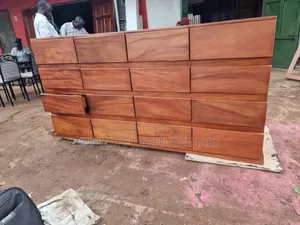 Modern Chest of Drawers