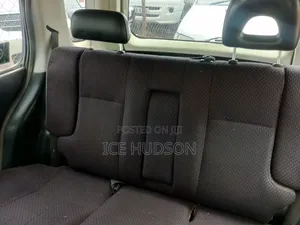 Toyota Raum 2000 White