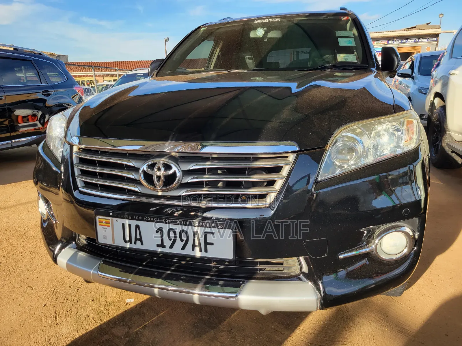 Toyota Vanguard 2012 Black