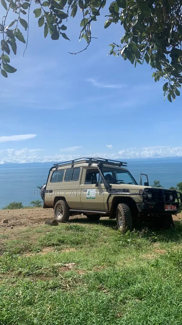 Land Cruiser 5seater