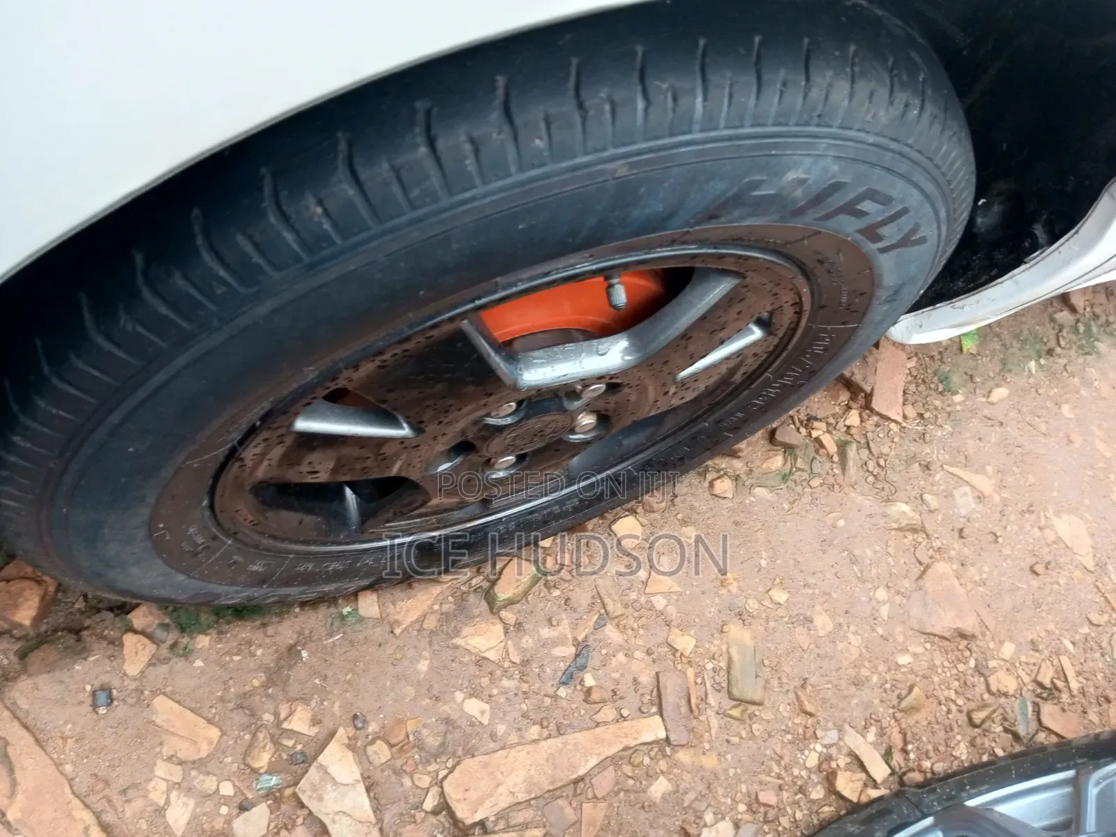 Toyota Noah 2005 White