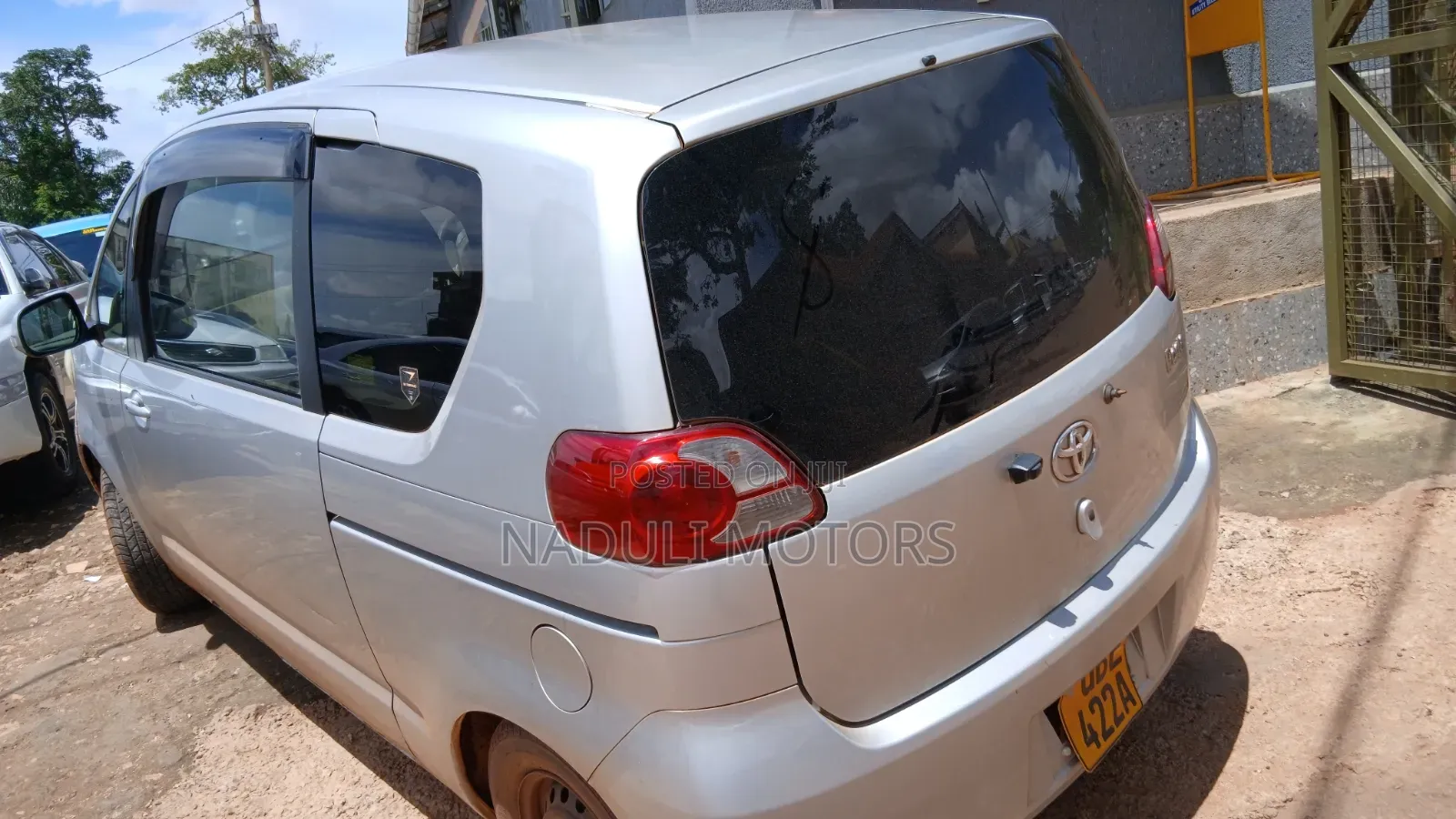 Toyota Porte 2008 Silver