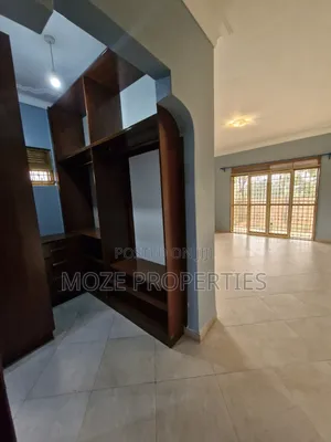 4bdrm Bungalow in Kira, Central Division for rent