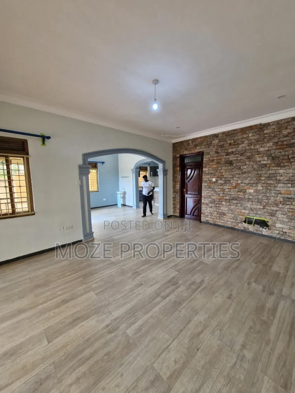 4bdrm Bungalow in Kira, Central Division for rent