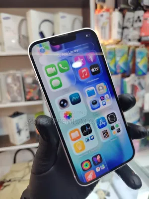 Apple iPhone 13 128 GB White