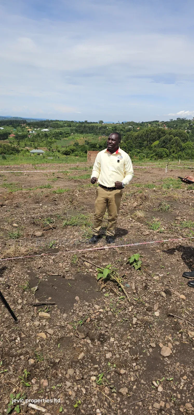 Plots for Sale With a Genuine Agreement Deed.