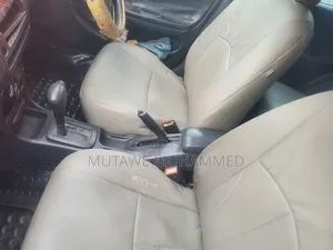 Toyota Corolla 1999 Silver