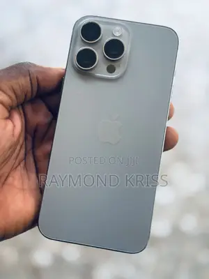 Apple iPhone 15 Pro Max 256 GB Silver