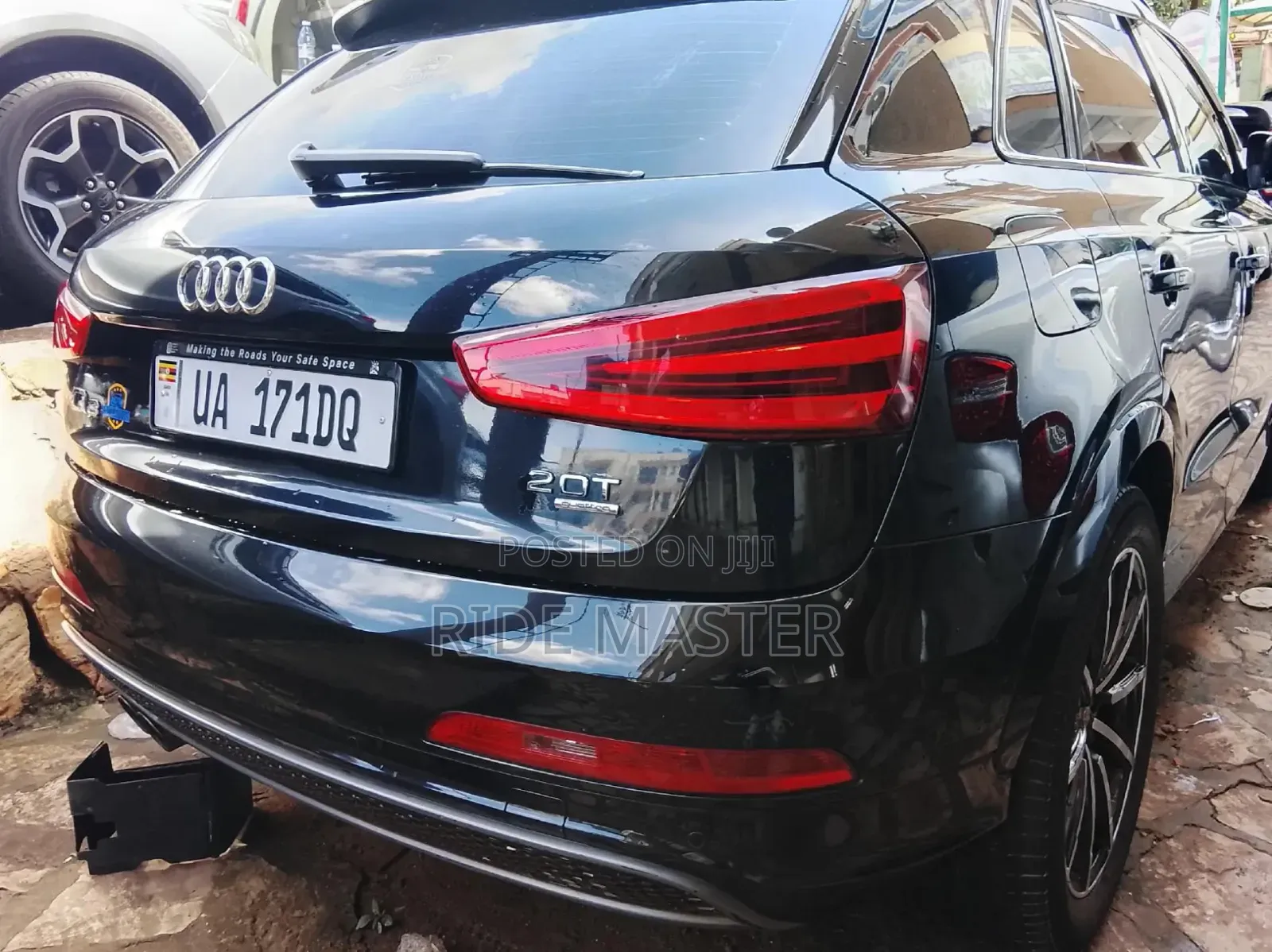 Audi Q3 2.0 TDI 140hp 2014 Black