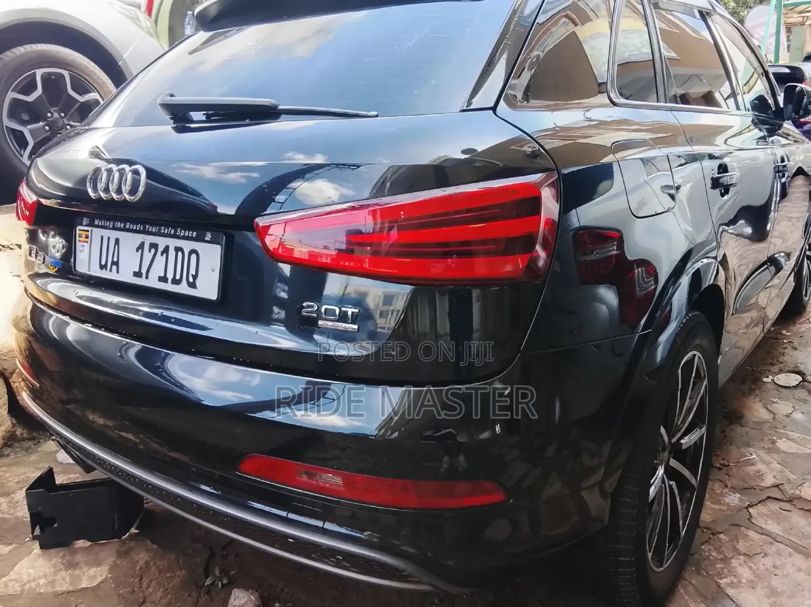 Audi Q3 2.0 TDI 140hp 2014 Black