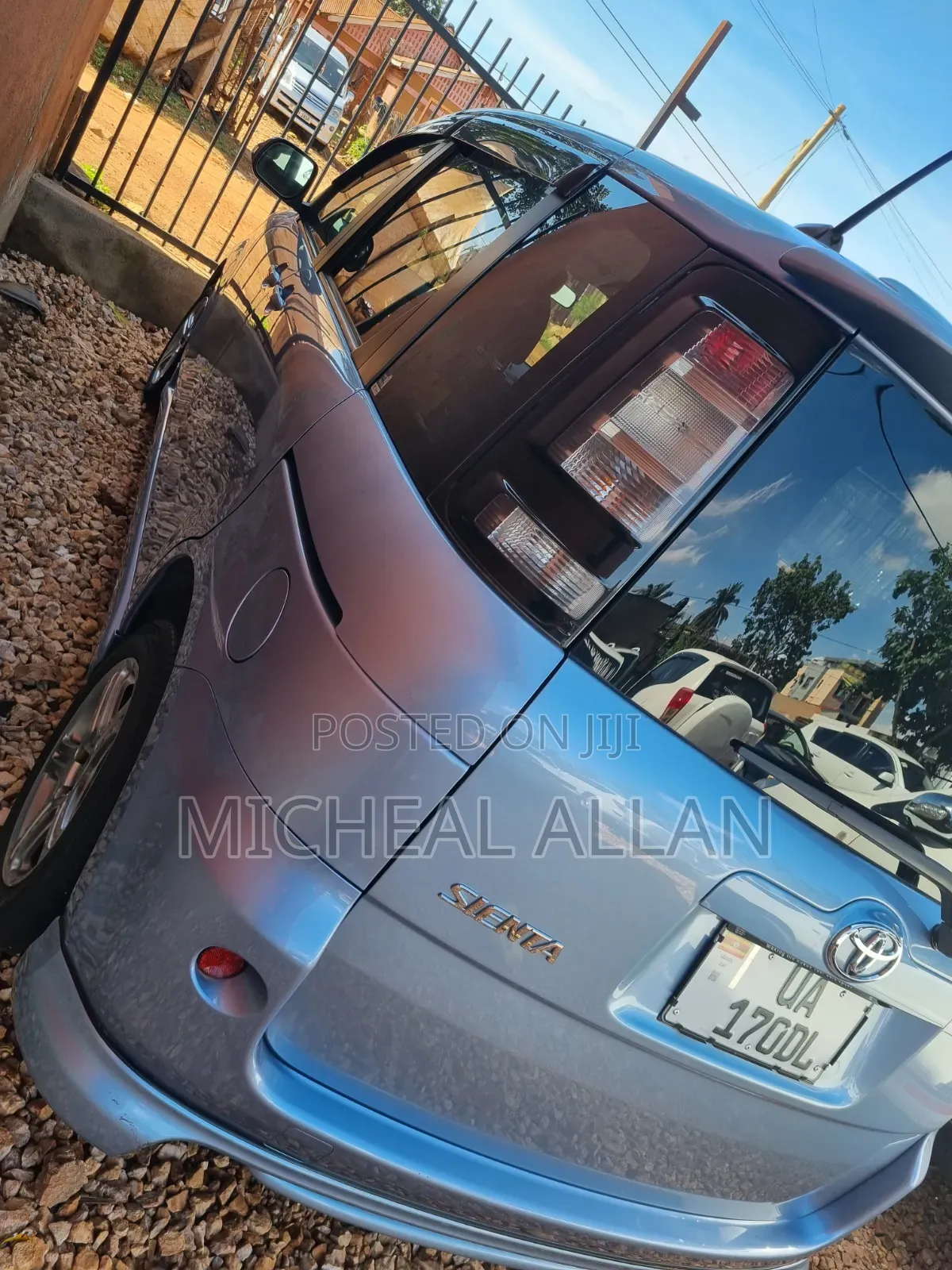 Toyota Sienna 2011 Blue