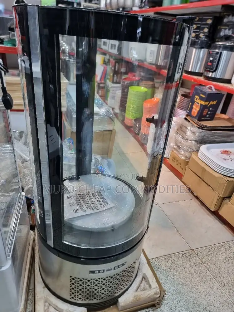 Attractive Cake Chiller