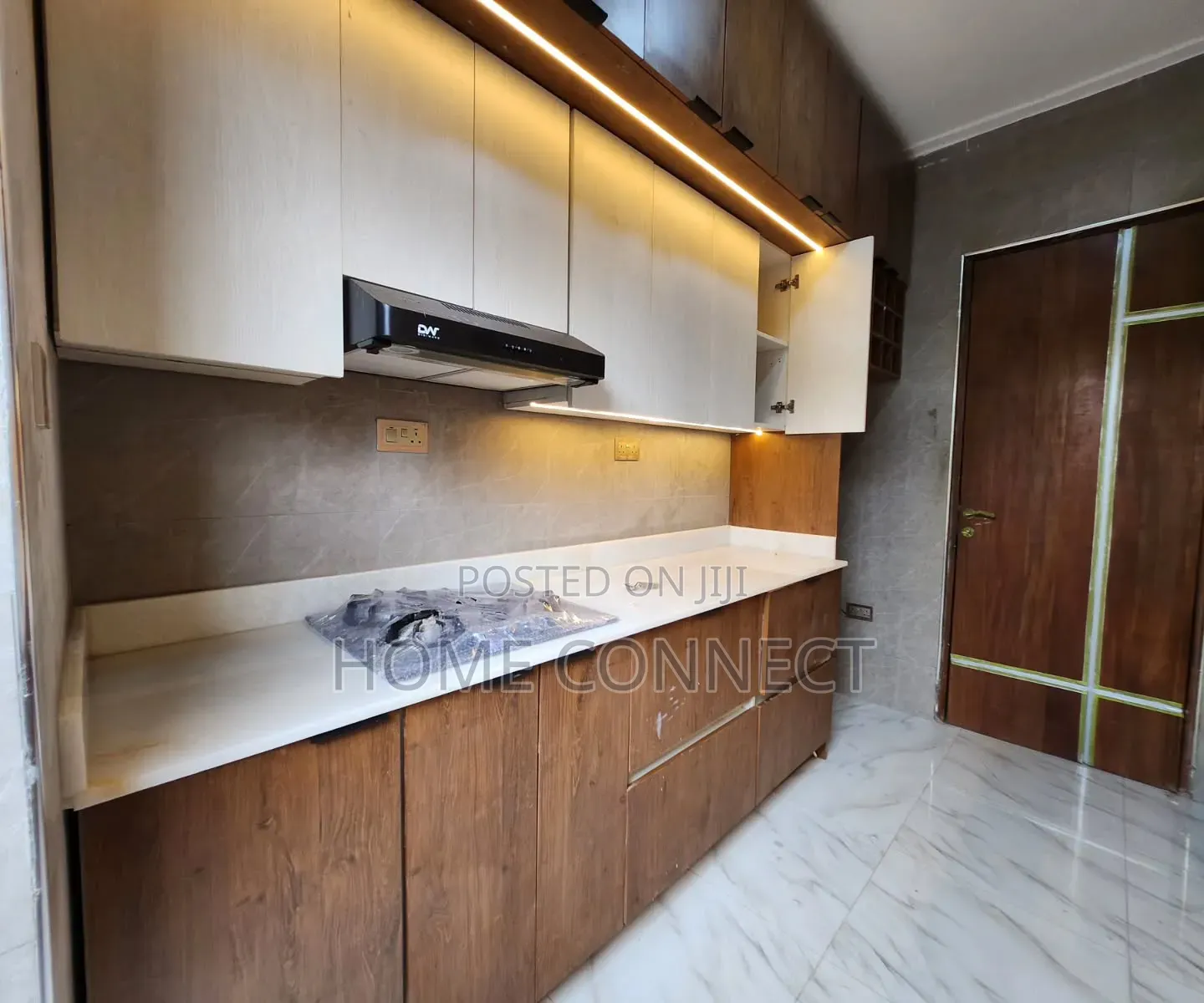 3bdrm Townhouse / Terrace in Kyanja, Central Division for rent