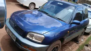 Toyota RAV4 Automatic 2000 Blue