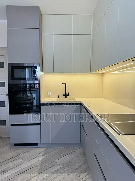 Kitchen Fitters 5215