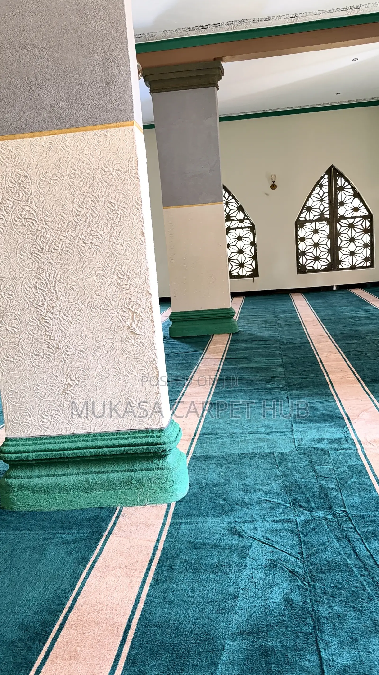 Elegant Mosque Cross Carpet – Soft Comfortable Prayer Rugs