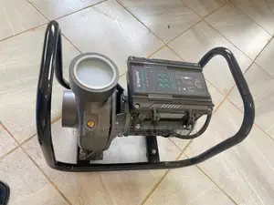 1500w Solar Surface Water Pump 110v 15m Head High Pressure Kampala