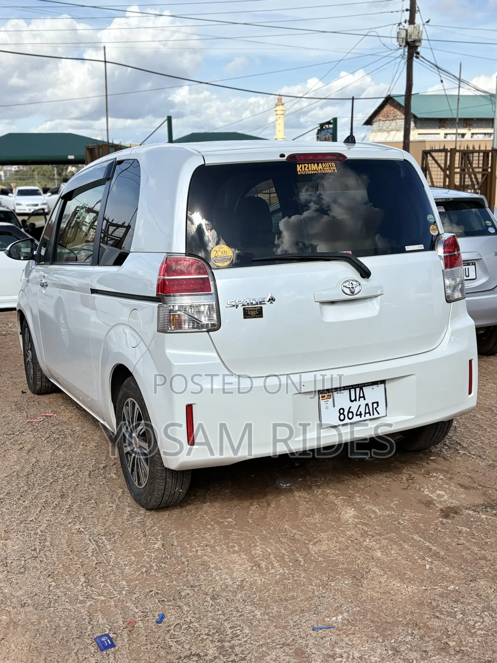 Toyota Spade 1.5 2014 White
