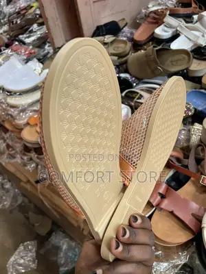New Fashion Ladies Flat Shoes