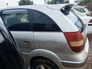 Toyota Nadia 2001