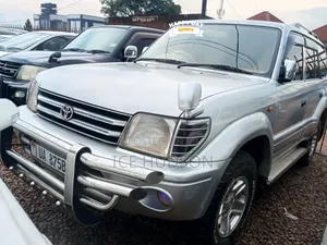 Toyota Land Cruiser Prado 1999