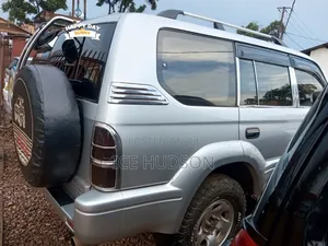 Toyota Land Cruiser Prado 1999