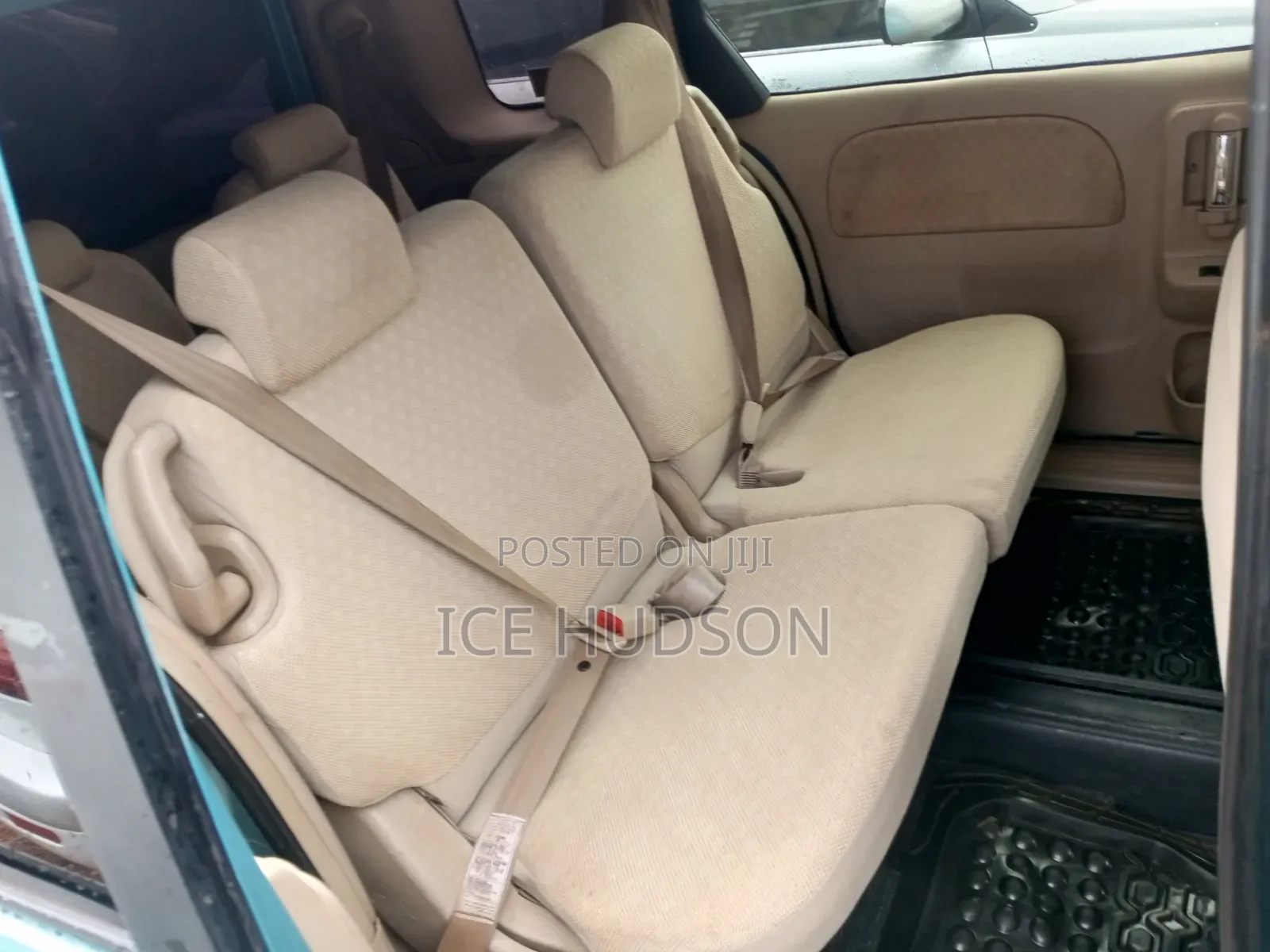Toyota Sienta 2008