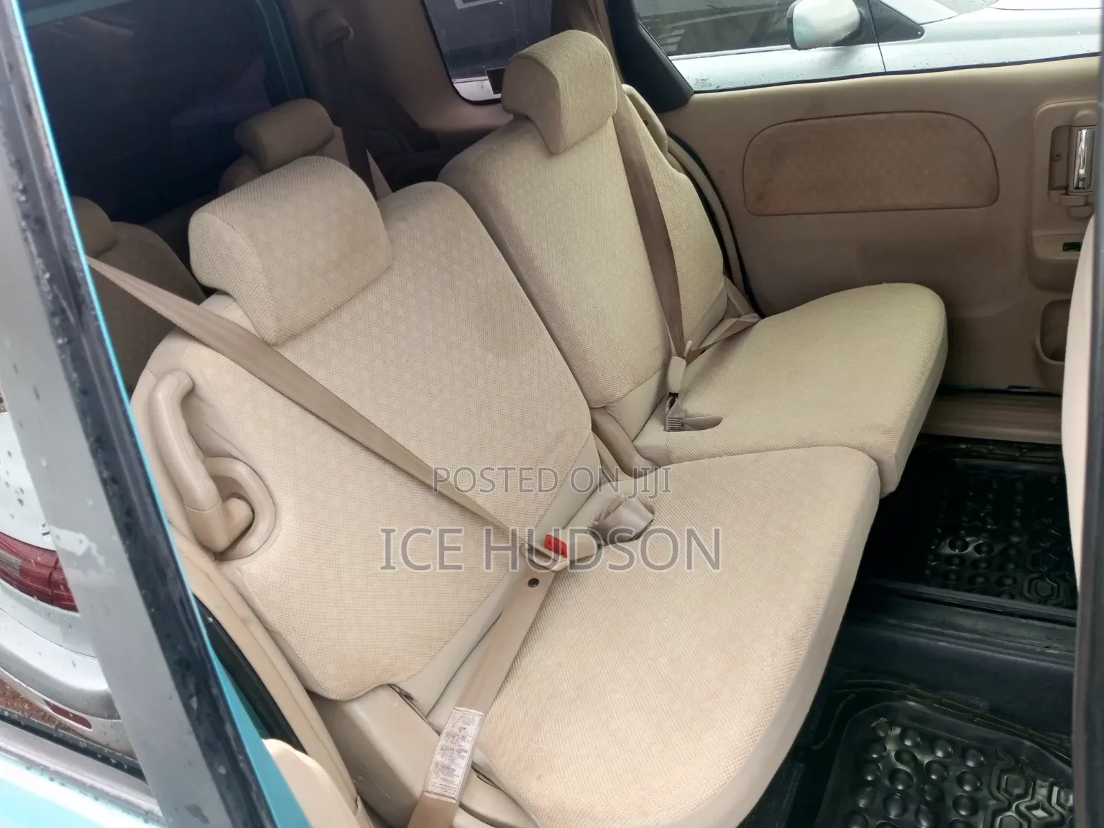 Toyota Sienta 2008
