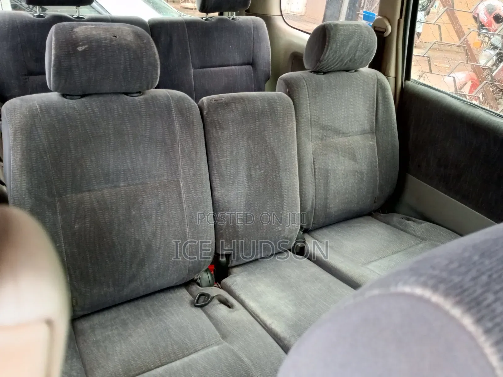 Toyota Noah 2005 Silver
