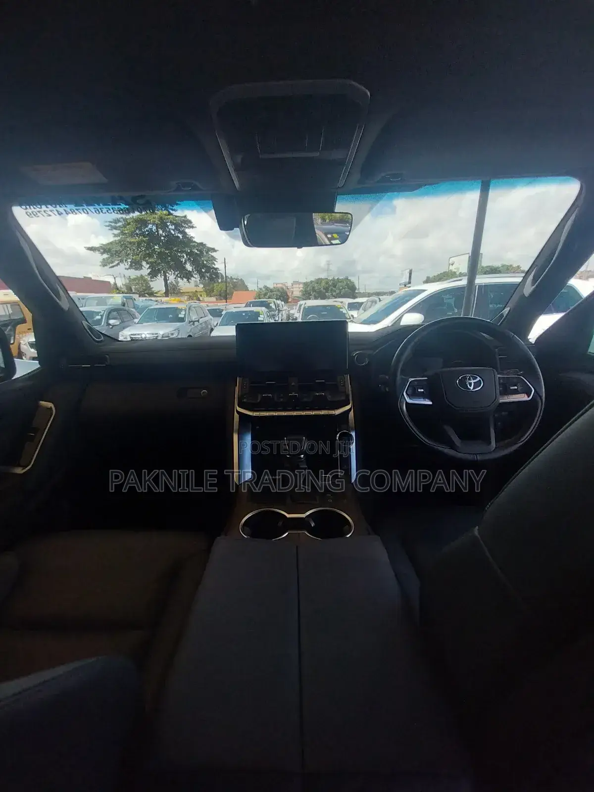 Toyota Land Cruiser 2023 Gold