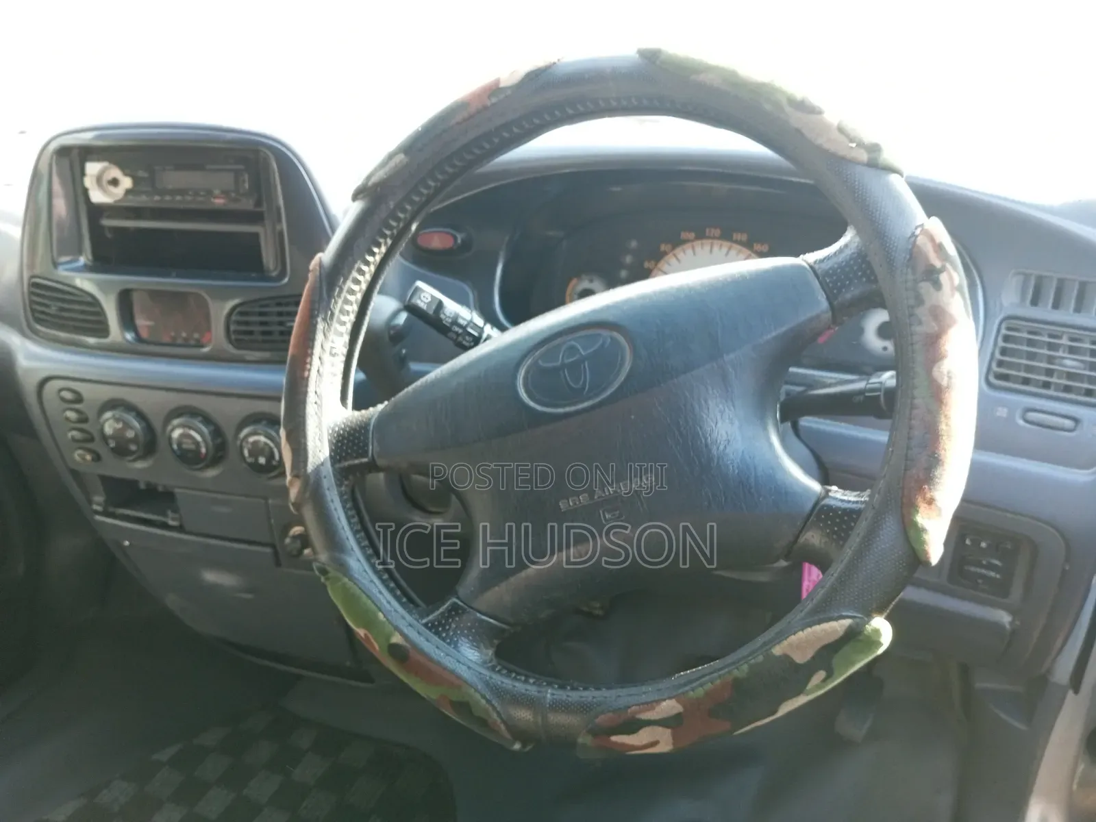 Toyota LiteAce Noah 2001