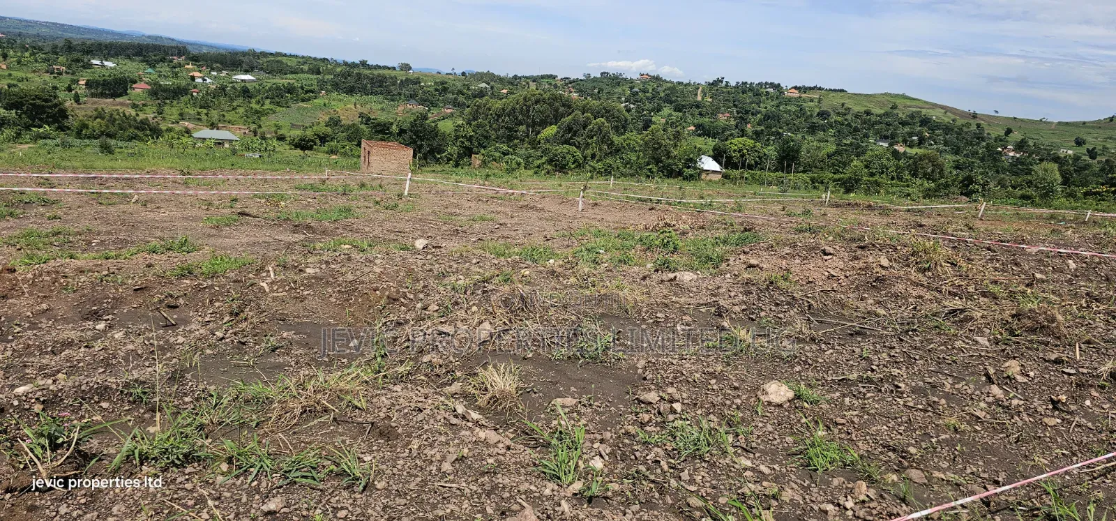 Namayumba Plots for Sale Along Hoima Road