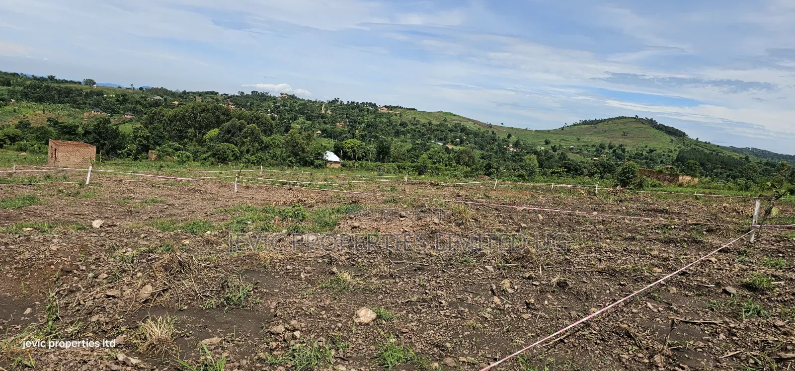 Namayumba Plots for Sale Along Hoima Road