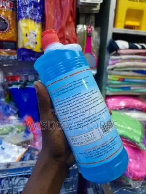 1-Liter Bottle of Bright Sun Carpet Upholstery Shampoo