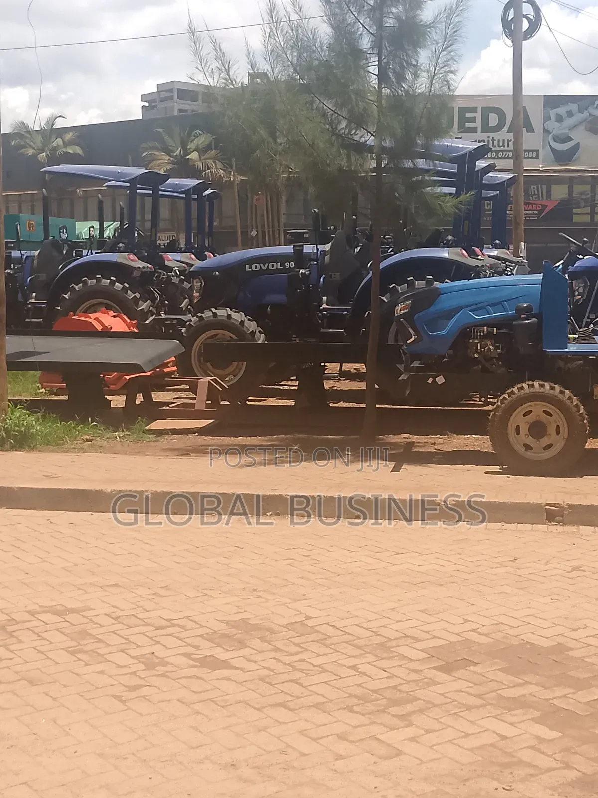 Powerful 90hp Farm Tractor – High Performance Reliable