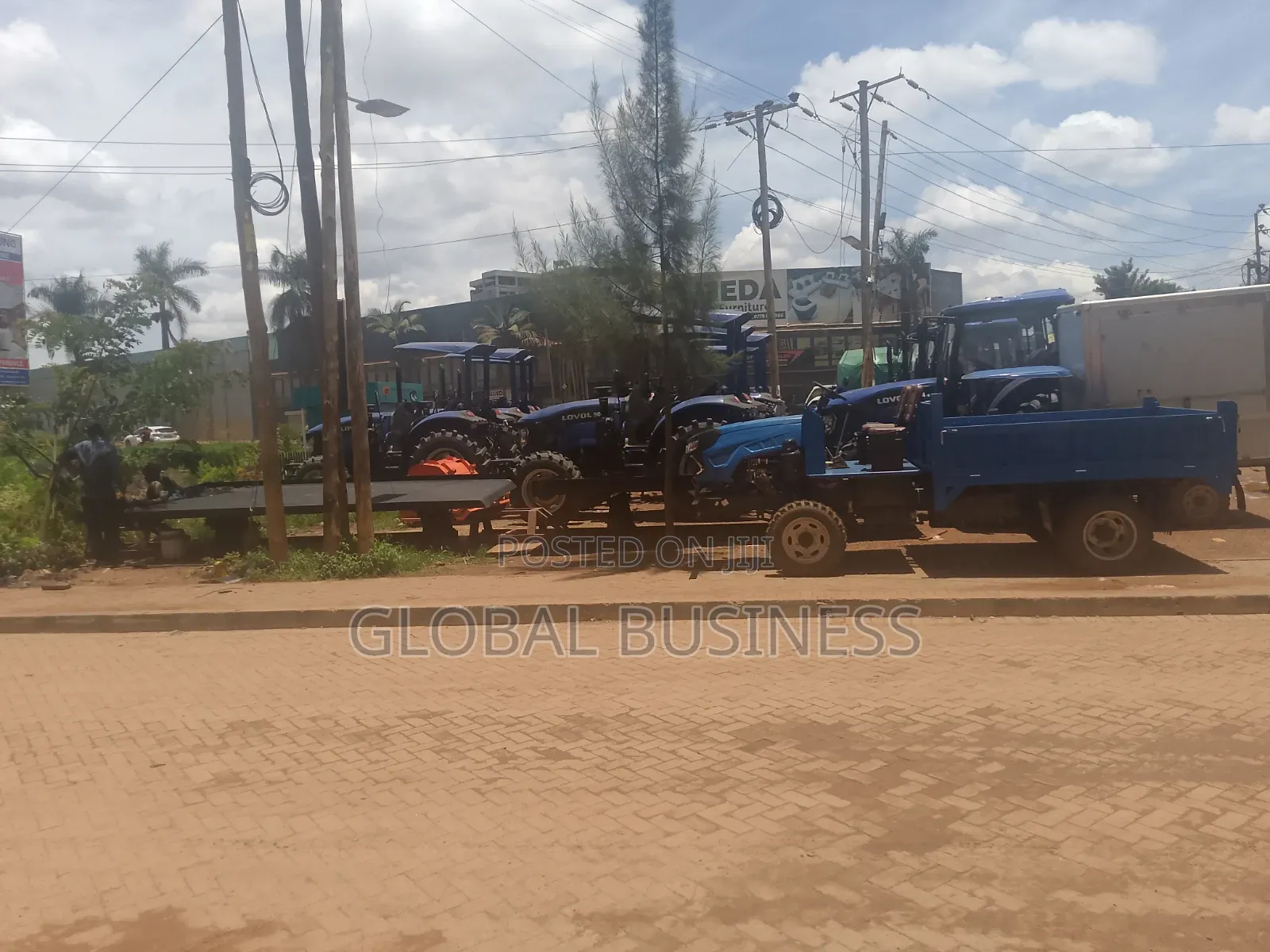 Powerful 90hp Farm Tractor – High Performance Reliable