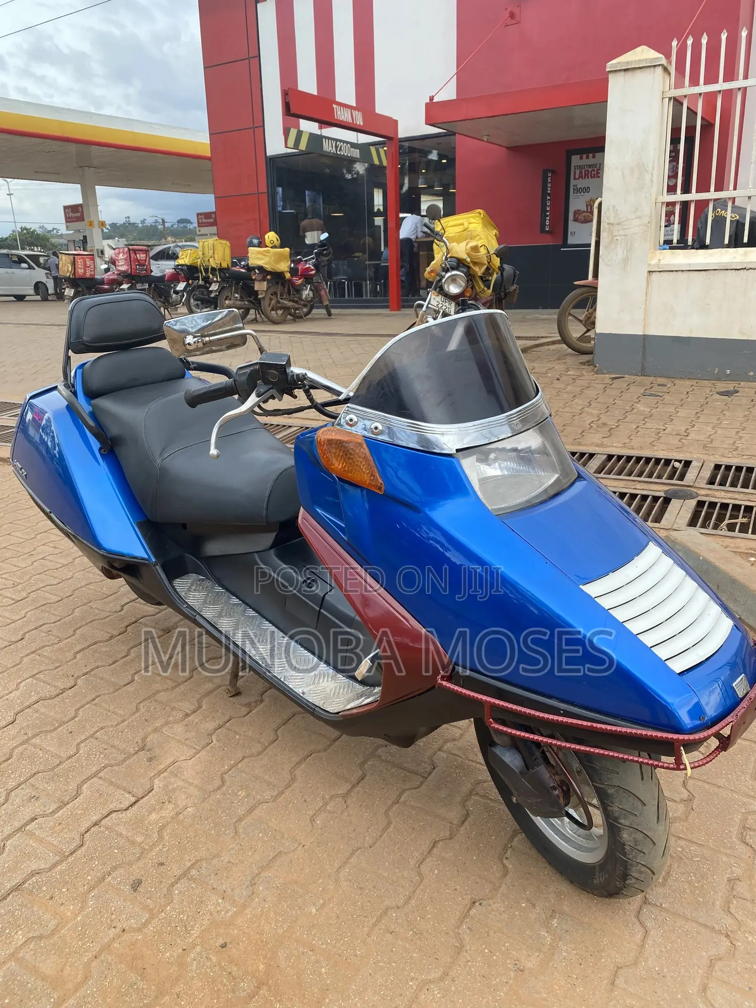 Honda 2006 Blue