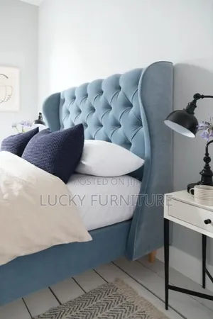 Curved Bed