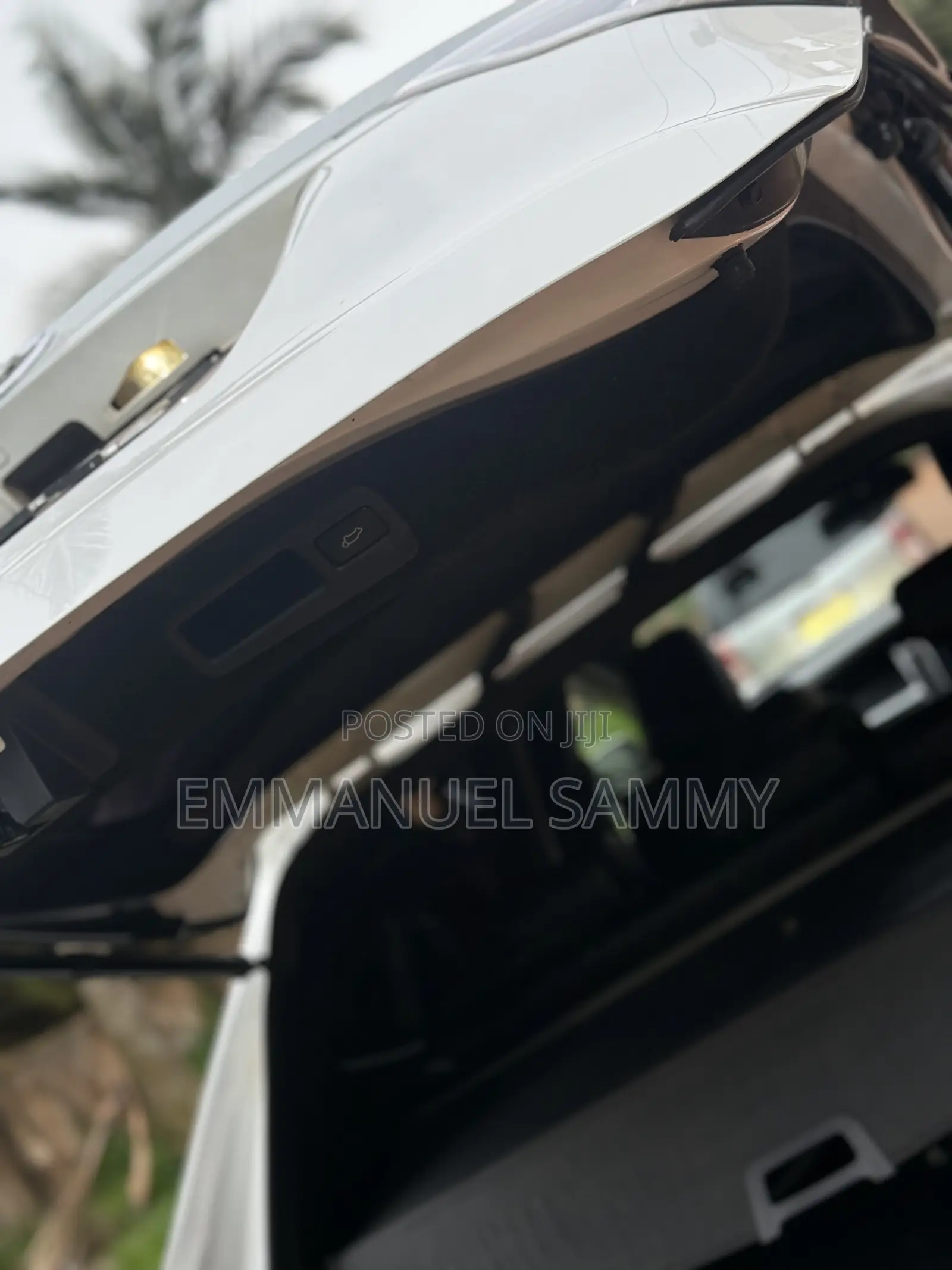 Toyota Harrier 2.0 2015 White